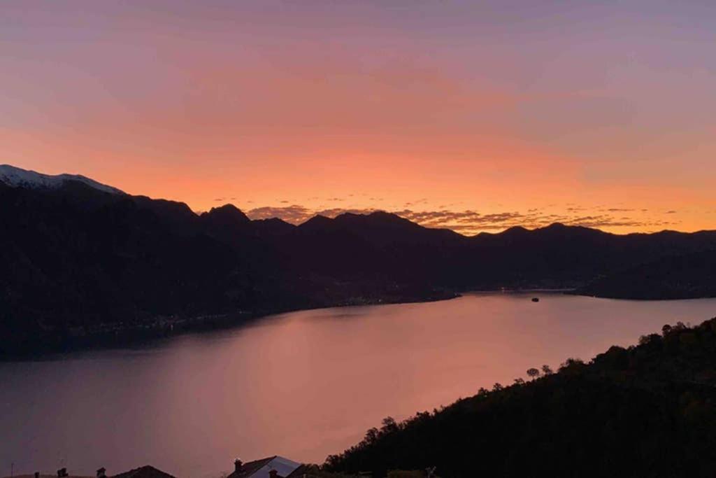 Cozy House On Iseo Lake Fonteno Exterior photo